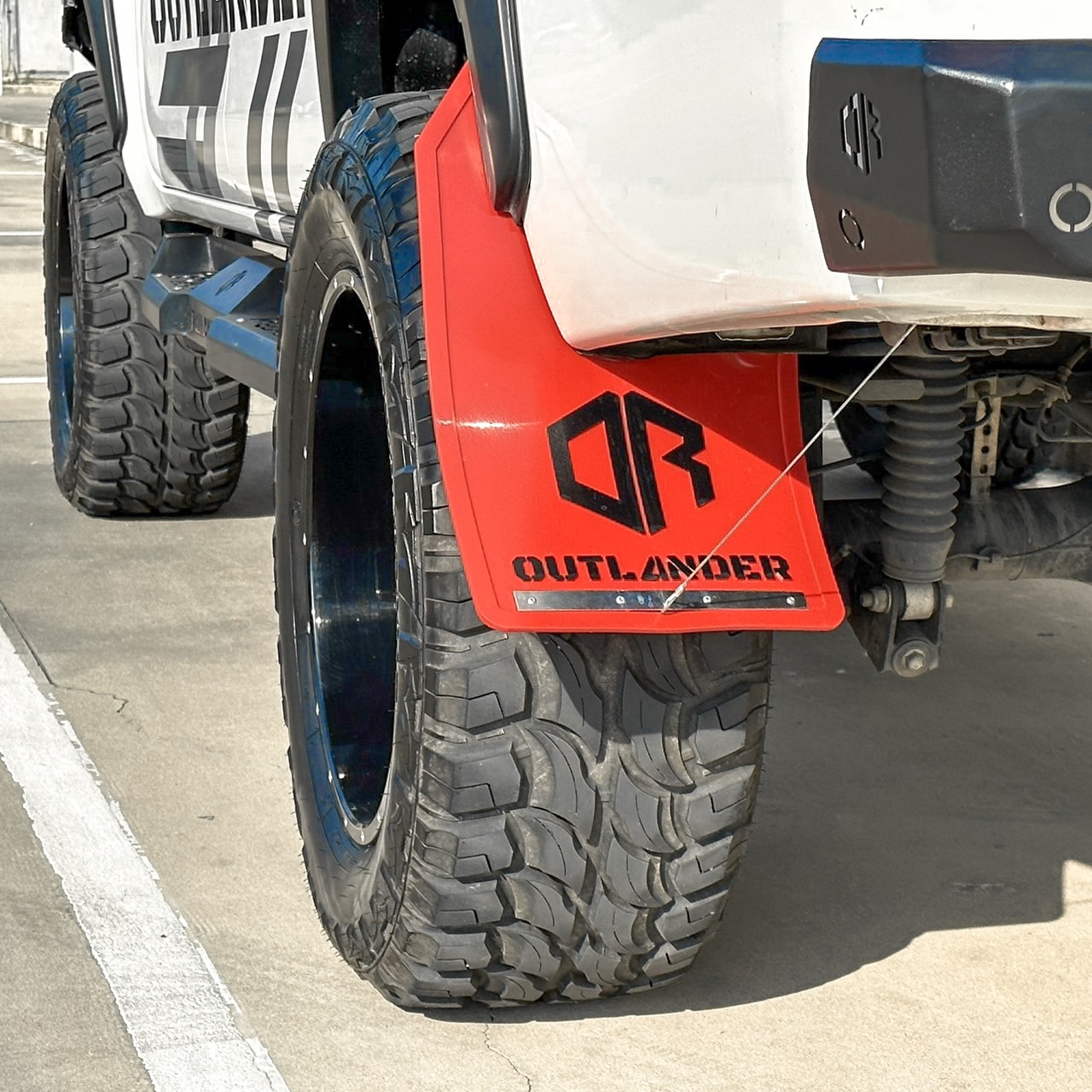 Bavettes OUTLANDER4x4 rouge – Image 4